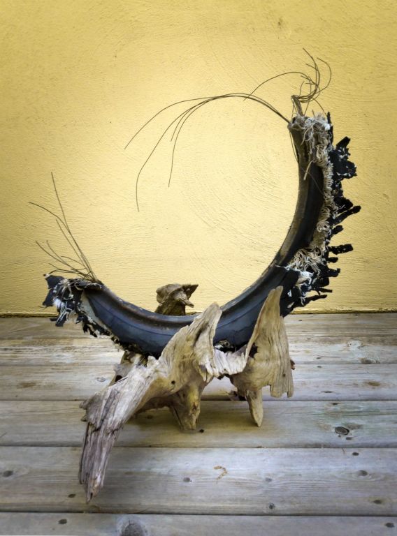 Pop Arc right view, tire piece, wire, driftwood, 28"H x 18"W x 14"D